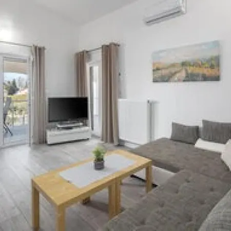 Ana 1 By Guide Nova Vas (Porec)